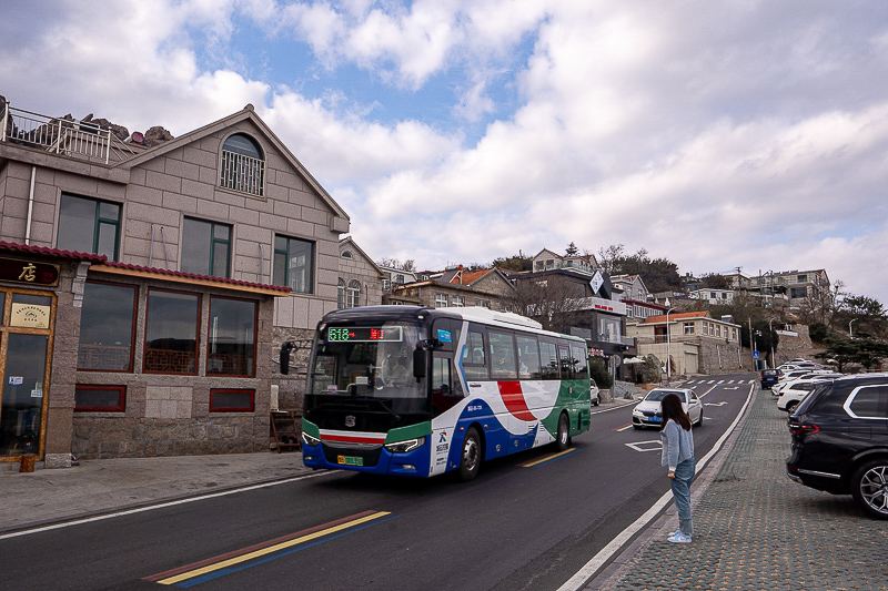 烟台养马岛一日游：环岛路线、打卡点与交通建议