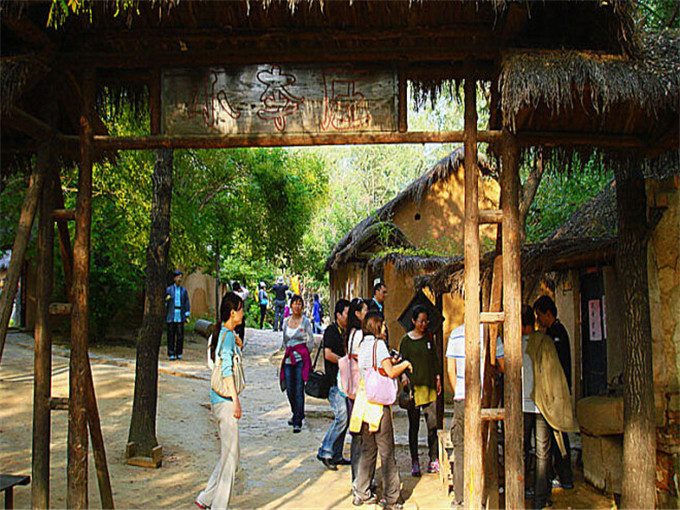 青岛到台儿庄古城滕州微山湖二日游景点特色 青岛到台儿庄古城滕州微山湖二日游景点特色